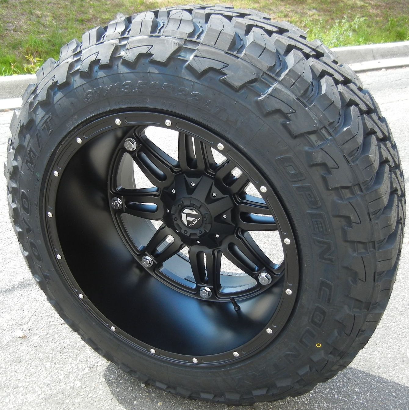 22 Fuel Hostage Wheels Rims 37x13 50 Toyo Open Country MT Tires Ford