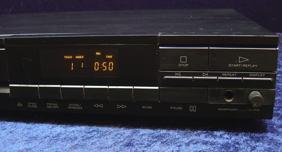 Vintage GRUNDIG CD Player CD 8150 Compact Disc CD 8150